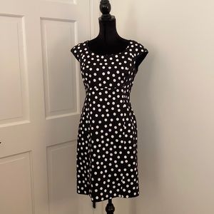Cap sleeve knee length dress